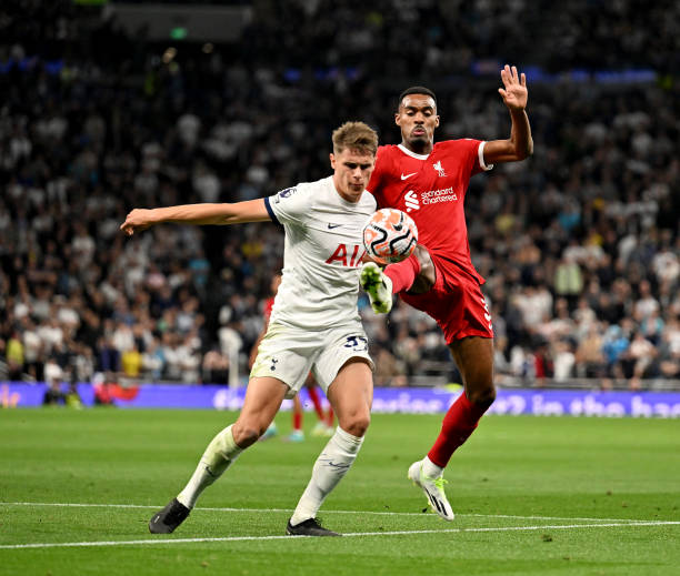 撕开对手防 撕开对手防