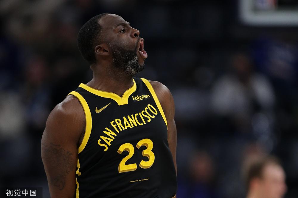 记横跨全场 记横跨全场