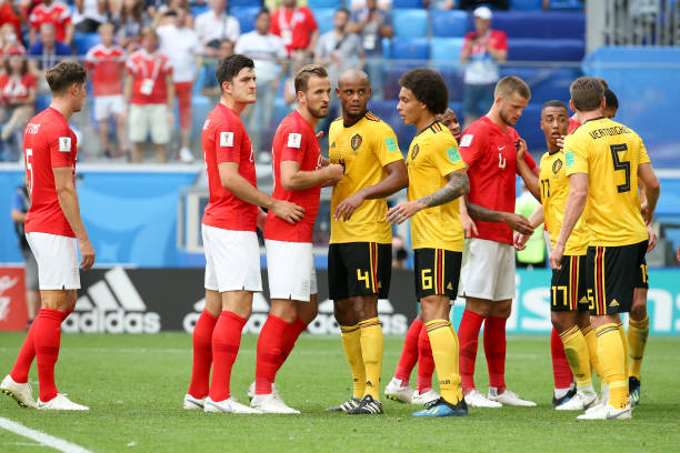 也因對裁判 也因對裁判