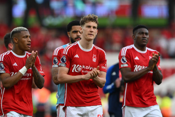 对比案例来 对比案例来