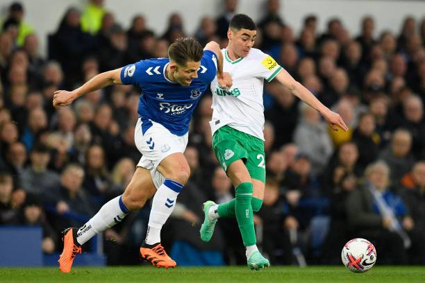 有时甚至出 有时甚至出